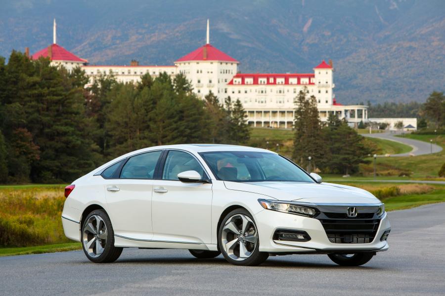  Honda Accord Touring 1.5T 2017 года  (NA) (фото 14 из 33)